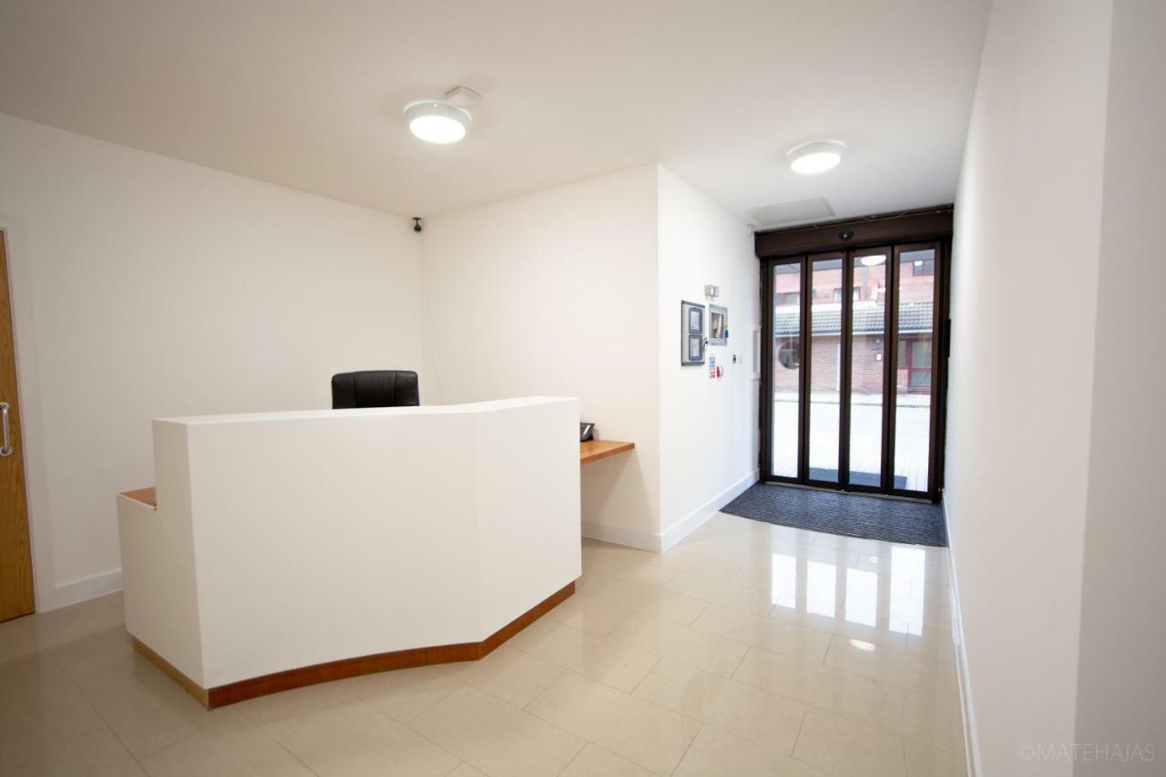 Somerville Apartments London Heathrow 히드로 외부 사진