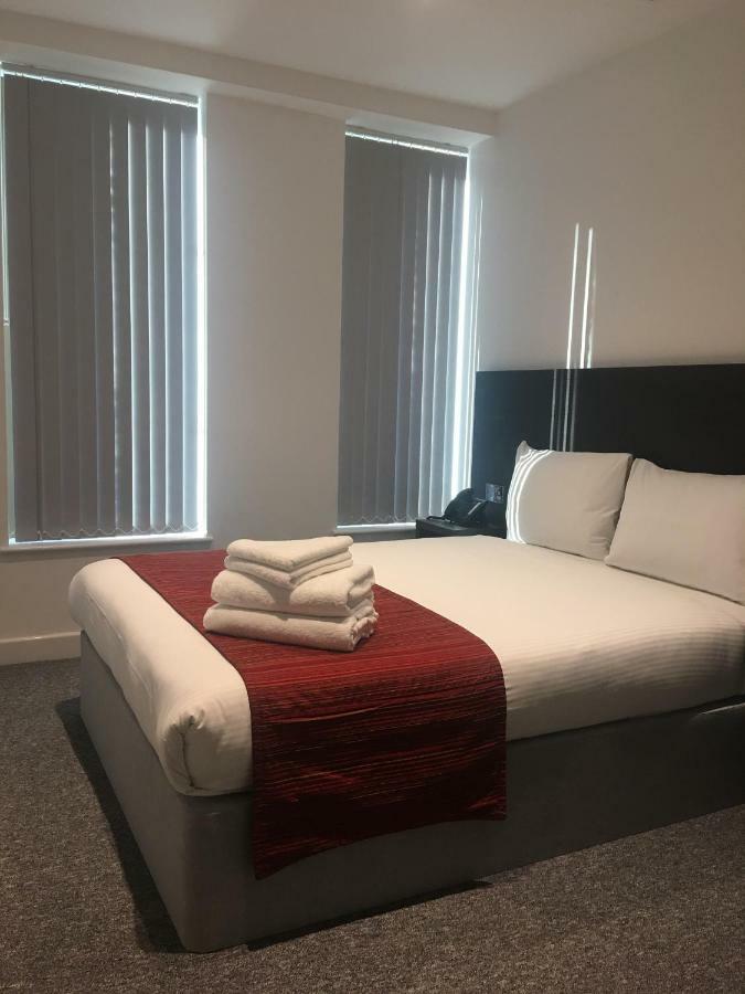 Somerville Apartments London Heathrow 히드로 외부 사진